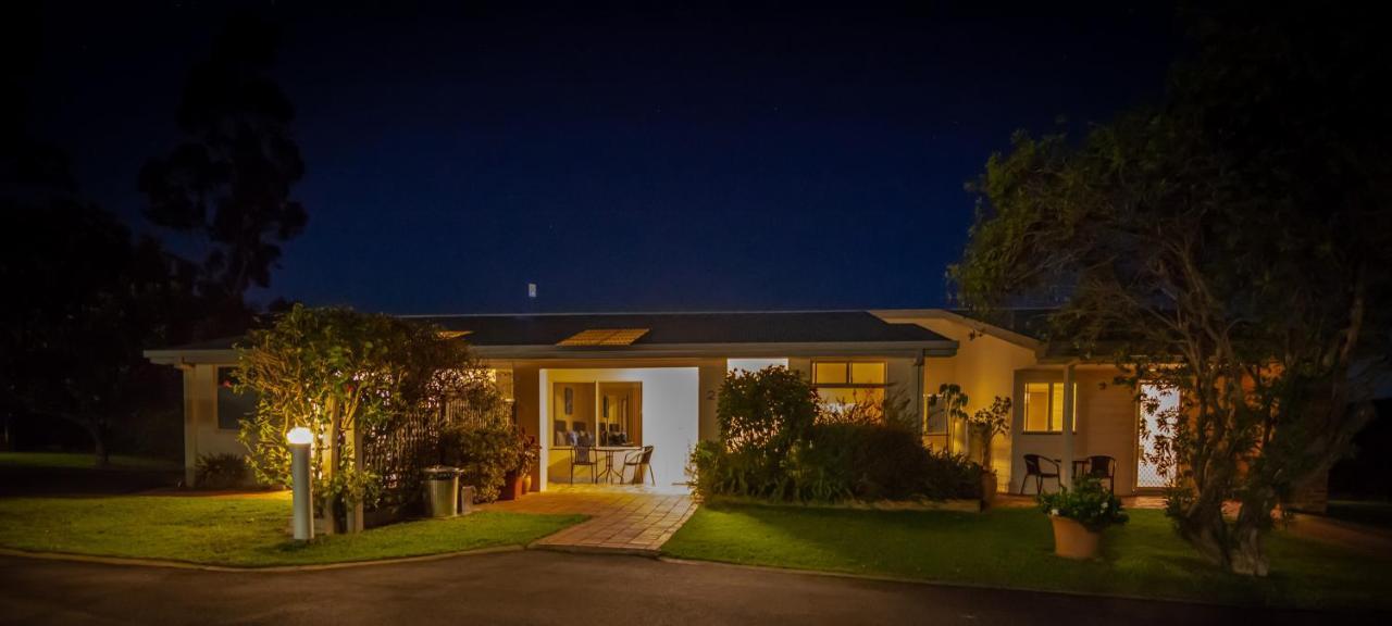 עדן Quarantine Bay Beach Cottages מראה חיצוני תמונה